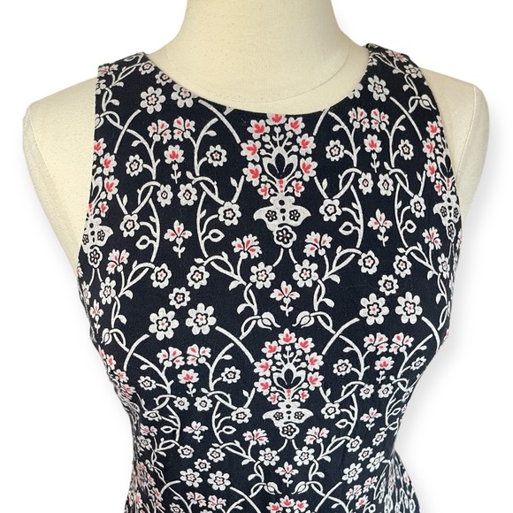 LOFT Black & White Floral Fit & Flare Sleeveless Mini Dress, Small - Picture 3 of 8